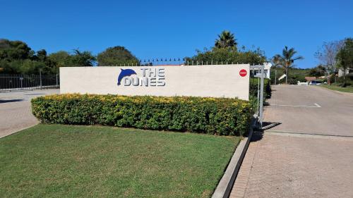 a sign for the joneses sign on a street at Keurbooms Getaway Studio in Plettenberg Bay