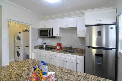 Dapur atau dapur kecil di Serenity Gardens Living