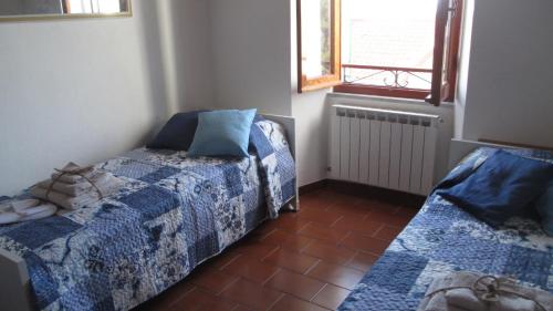 Ruang duduk di Casa Giambi