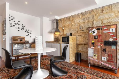 Oporto Chic & Cozy Studio Apartments