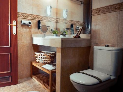 CN-340 Suites photo 110