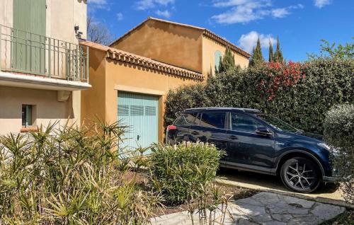 Awesome Home In Saint-Rémy-De-Provence