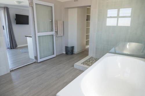 Fotografie z fotogalerie ubytování House 12 Beach Club v destinaci Hermanus