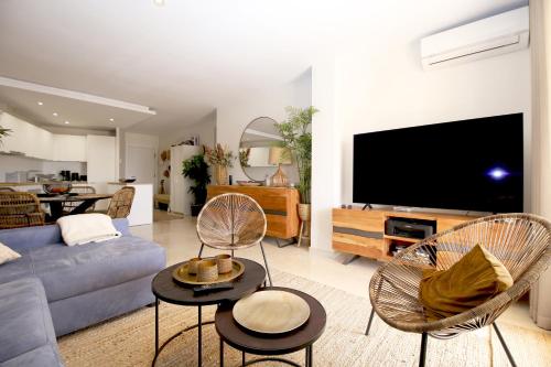 Estepona Port Apartment YVONNE