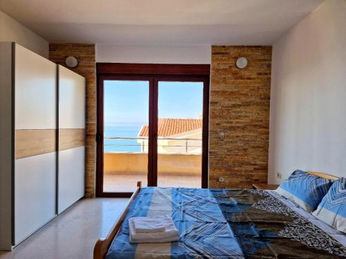 Postel nebo postele na pokoji v ubytování Luxury Villa Pontus