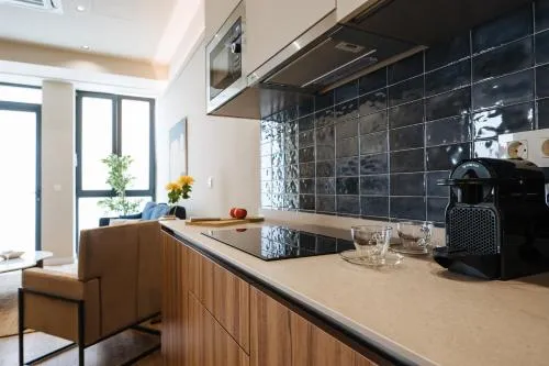 New Hostly Alameda Apartments photo 26