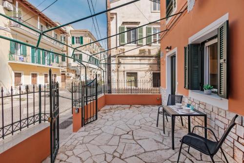 Balkón nebo terasa v ubytování Corfu Portside Studio!