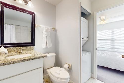 Un baño de Marco Island Escape