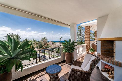El Rosario sunny terrace by Costarentals - Ref M6
