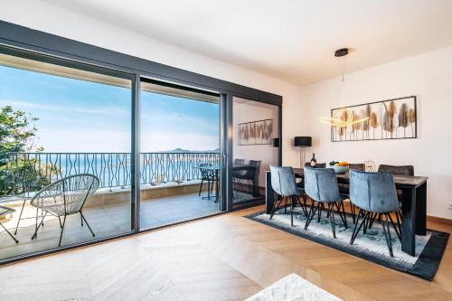 Χώρος καθιστικού στο Monte Living by In Property