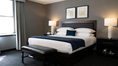 Roomza Inner Harbor at Lord Baltimore Image