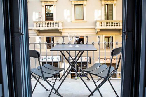 Porta Venezia - Design Suite con Balcone - 55mq