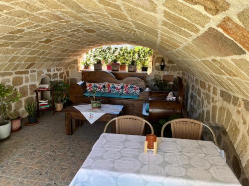 Χώρος καθιστικού στο Eleni Rooms 