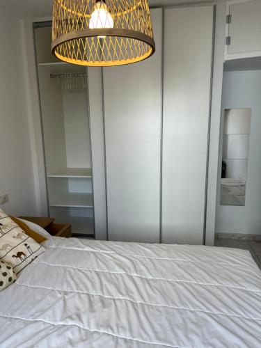 Dominica beautiful apartment in the first Oceanline in Los Cristianos.