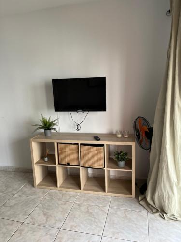 Dominica beautiful apartment in the first Oceanline in Los Cristianos.