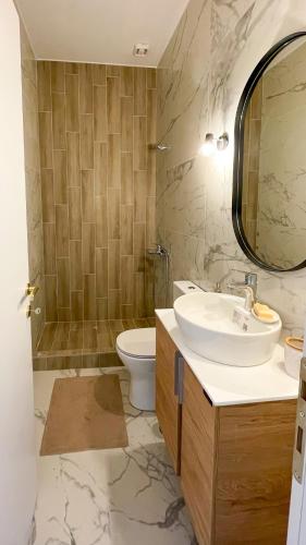 Bright & Spacious Apartment near city center.