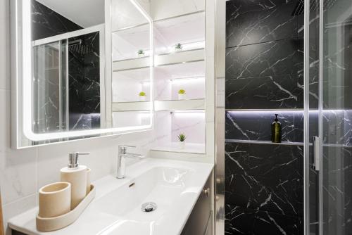 En el corazón de Malaga by Pineapple Homes
