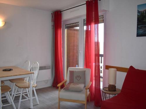 Studio Cabine avec Balcon, Fontaine-Romeu - Parking Inclus - FR-1-580-88