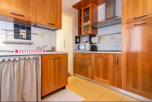 Dapur atau dapur kecil di Mydollhouse delizioso appartamento fronte mare