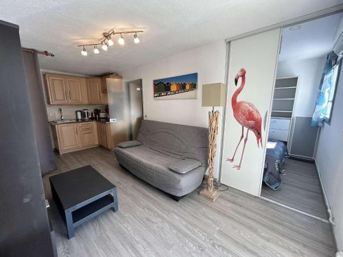 Appartement Climatisé avec Piscine, Terrasse et Parking à 200m de la Plage - Le Grau-du-Roi - FR-1-250-258