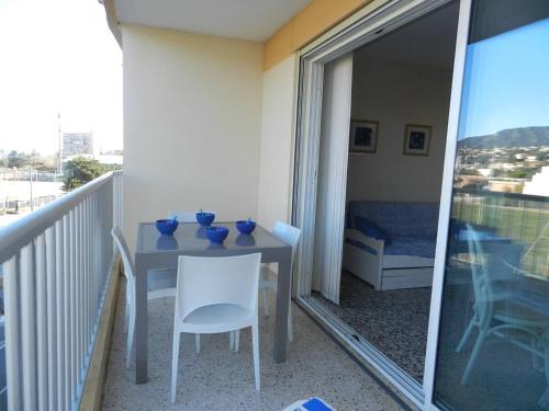 Appartement avec Piscine et Terrasse, Proche Plage - 4 Couchages, Parking, Animaux Acceptés - FR-1-251-808