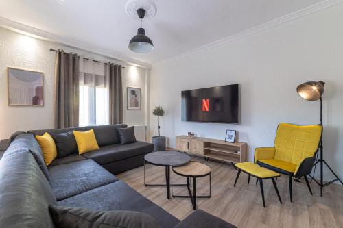 Arados family Residence