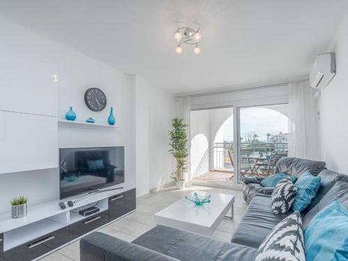 Agréable duplex moderne près de la plage, climatisation, superbe vue