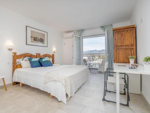 Agréable duplex moderne près de la plage, climatisation, superbe vue