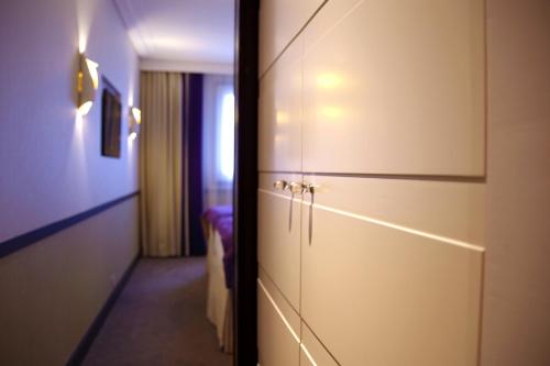 Fotografie z fotogalerie ubytování Hôtel Paris Neuilly v destinaci Neuilly-sur-Seine