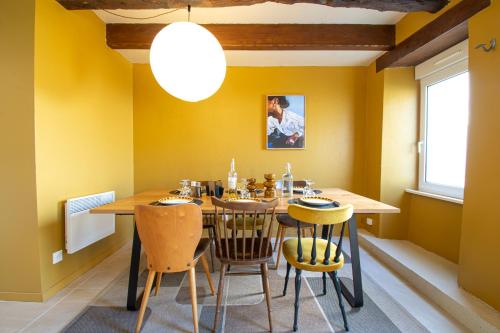 Χώρος καθιστικού στο Cœur de Presqu'île I Maison spacieuse avec cour intérieure