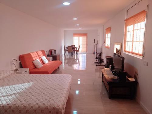 Gallery image of Gran Estudio de 50m2 cerca Costa Brava in Vidreres