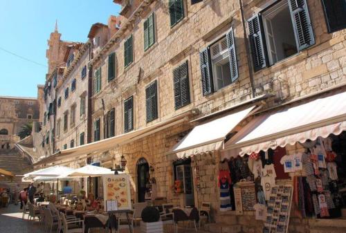 La Dolce Vita - Old Town