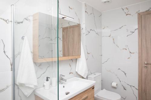 Ένα μπάνιο στο Etheria Comfort House