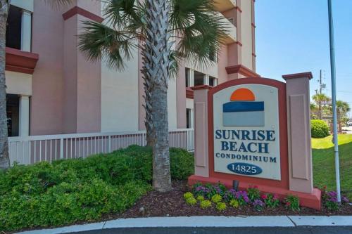 Brightly Furnished Beachfront Condo by Brightwild- 7th Floor Gulf View! photo 24