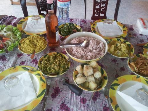 Φαγητό σε αυτός ο ξενώνας ή κάπου εκεί κοντά