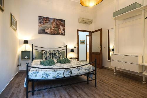 TINA HOUSE FLORENCE