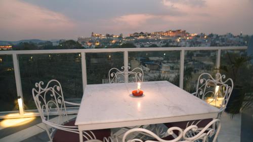 Μπαλκόνι ή βεράντα στο Hotel Naren Villa