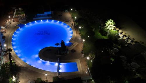 Πισίνα στο ή κοντά στο Hotel Izán Cavanna
