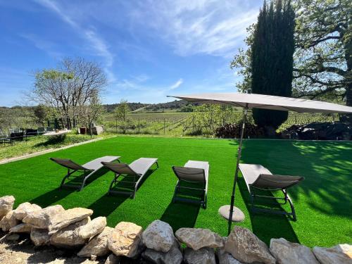 Κήπος έξω από το Gîte au milieu des vignes