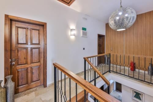 Фотография из галереи Old Town Hotel Kalkan в Калкане