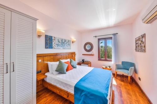 Postel nebo postele na pokoji v ubytování Old Town Hotel Kalkan