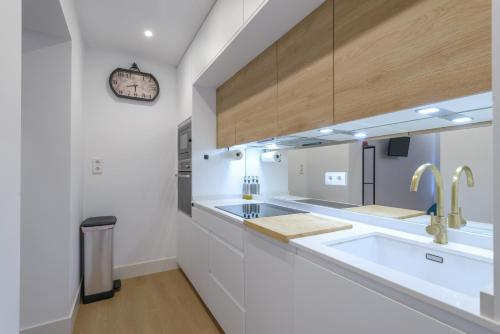 Gran Via NEW 2BR 1BTH Elevator