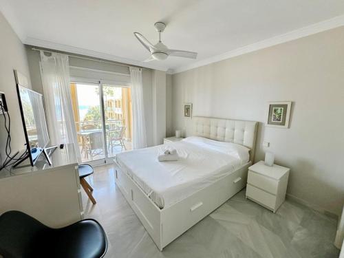 Coral Beach 63 by homeprive