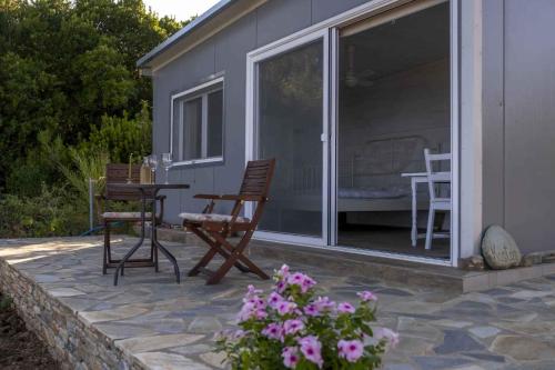 Κήπος έξω από το IRI.MIA nature home