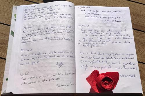 Billede fra billedgalleriet på TOPAZE Nuitée Romantique avec Jacuzzi i Moyvillers