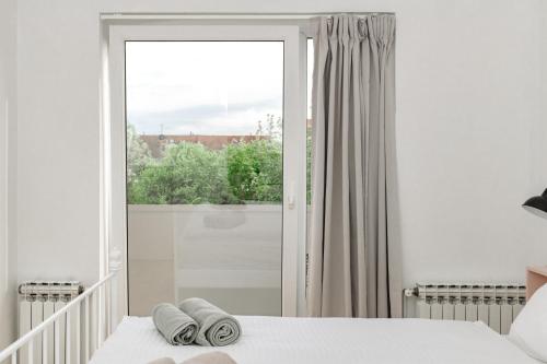 WAREHOUSE 33 - Apartments with car park - Flexible check in