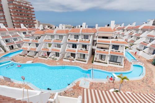 Las Floritas 22 - One Bed ground floor with pool view