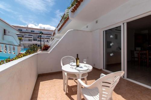 Las Floritas 22 - One Bed ground floor with pool view