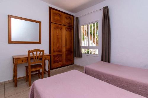 Las Floritas 22 - One Bed ground floor with pool view