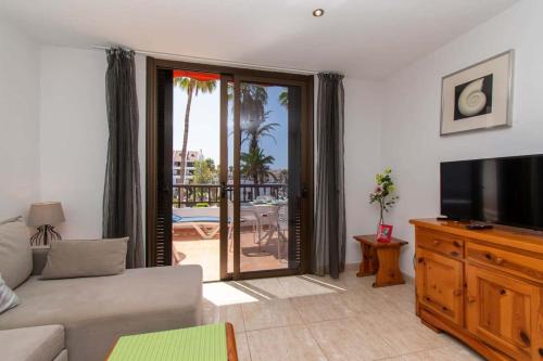 Parque Santiago II 271 - Two Bed with pool view and wifi internet